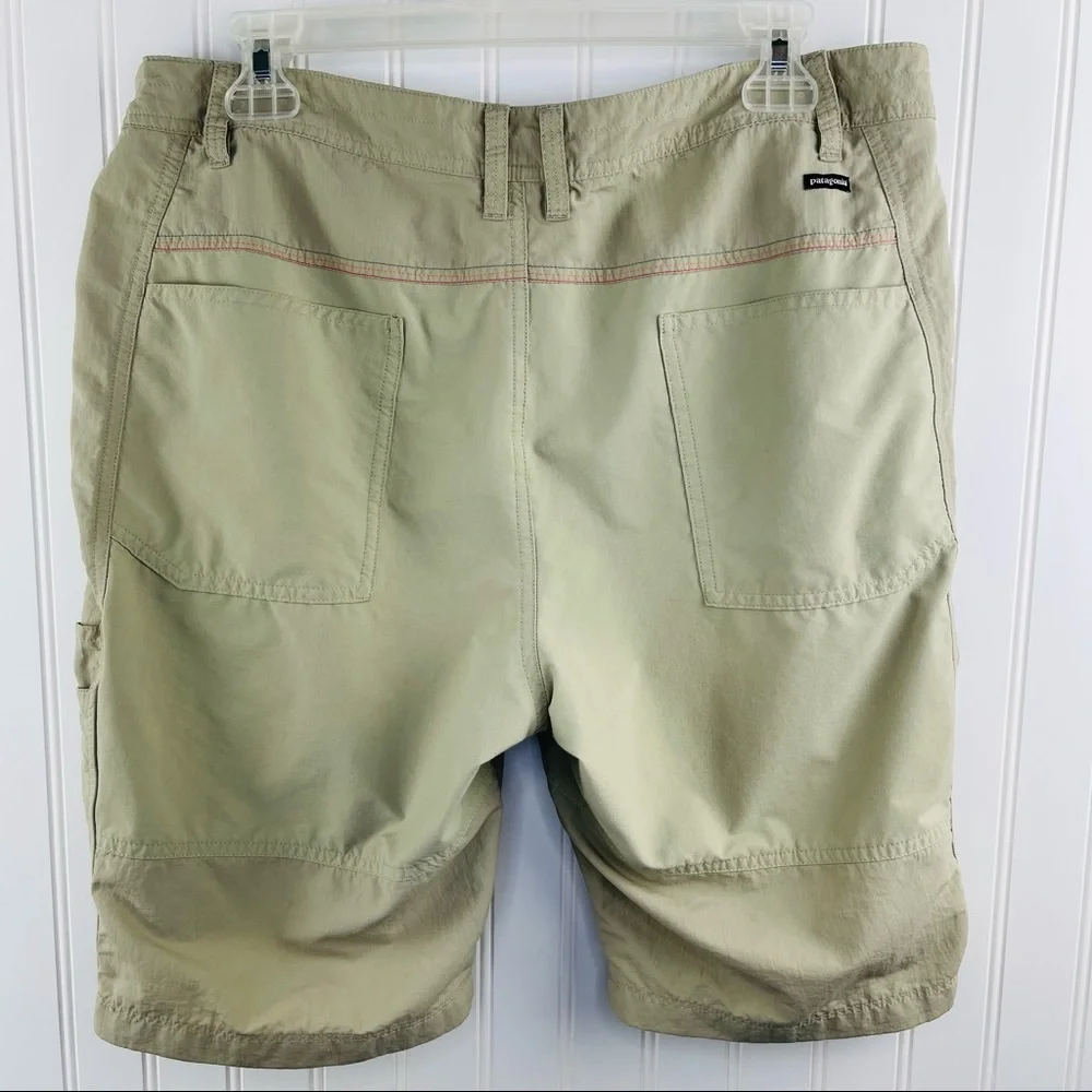Patagonia Away From Home Hiking Tan Khaki Nylon Bermuda 9” Shorts 14
